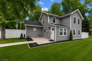 379 Old Georges Rd, North Brunswick Twp., NJ 08902