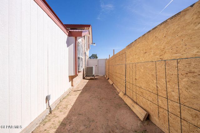 10669 Onyxstone Street, El Paso, TX 79924