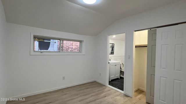 355 4th Street 2nd Flr, Troy, NY 12180