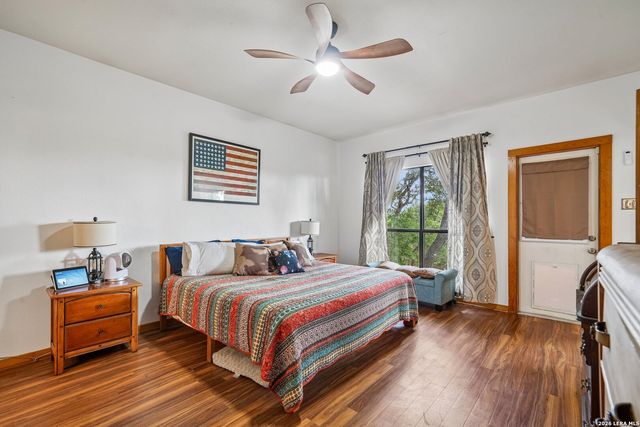 175 Lorne Rd, Canyon Lake, TX 78133