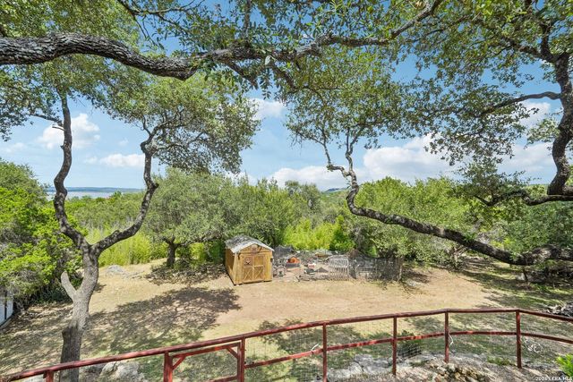 175 Lorne Rd, Canyon Lake, TX 78133