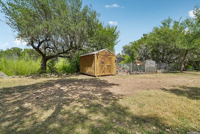 175 Lorne Rd, Canyon Lake, TX 78133