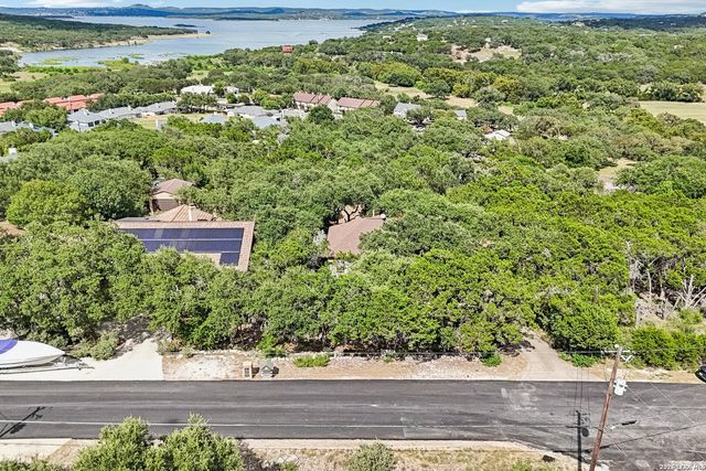 175 Lorne Rd, Canyon Lake, TX 78133