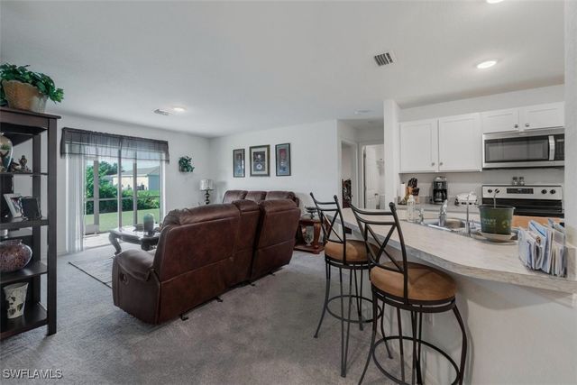 3209 8th ST SW, Lehigh Acres, FL 33976