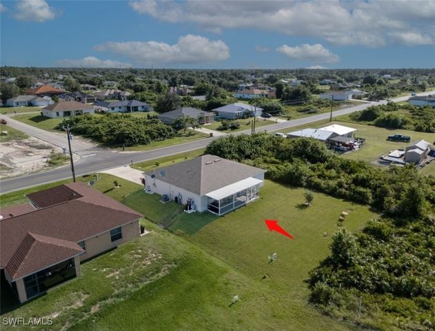 3209 8th ST SW, Lehigh Acres, FL 33976