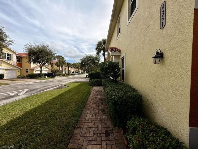 4361 LAZIO WAY 901, Fort Myers, FL 33901