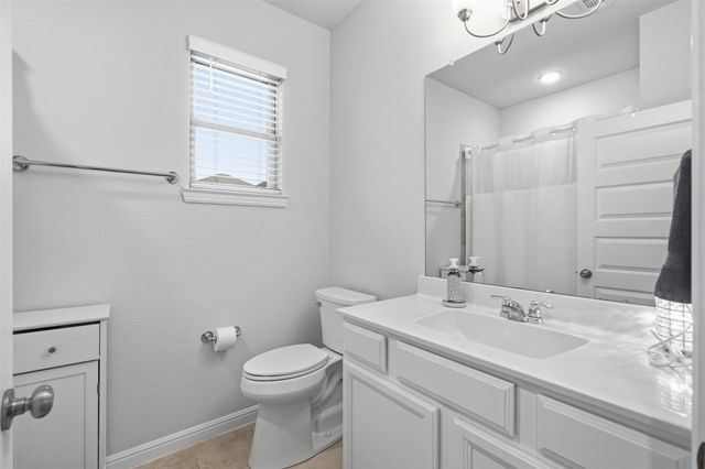 428 Kohls Crest Road, La Porte, TX 77571