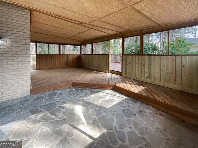 7040 Northgreen Drive, Atlanta, GA 30328