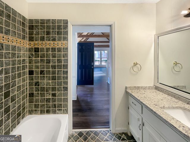 7040 Northgreen Drive, Atlanta, GA 30328