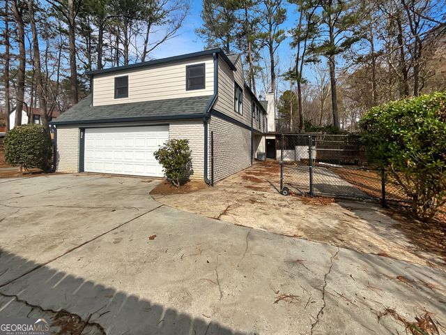 7040 Northgreen Drive, Atlanta, GA 30328
