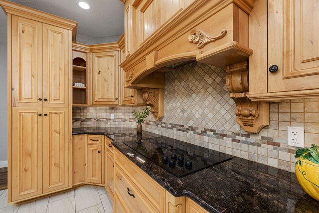 3953 E Windsmore Drive, Springfield, MO 65802