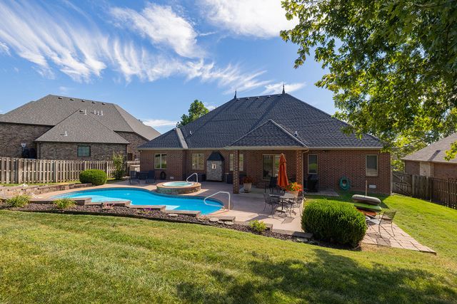 3953 E Windsmore Drive, Springfield, MO 65802