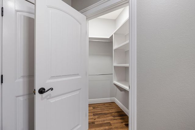 3953 E Windsmore Drive, Springfield, MO 65802