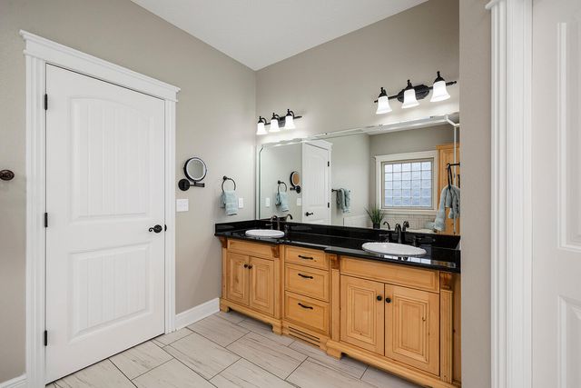 3953 E Windsmore Drive, Springfield, MO 65802