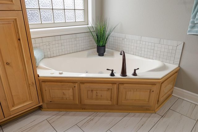 3953 E Windsmore Drive, Springfield, MO 65802