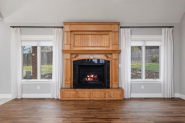 3953 E Windsmore Drive, Springfield, MO 65802