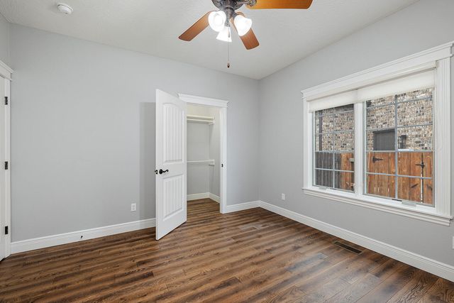 3953 E Windsmore Drive, Springfield, MO 65802