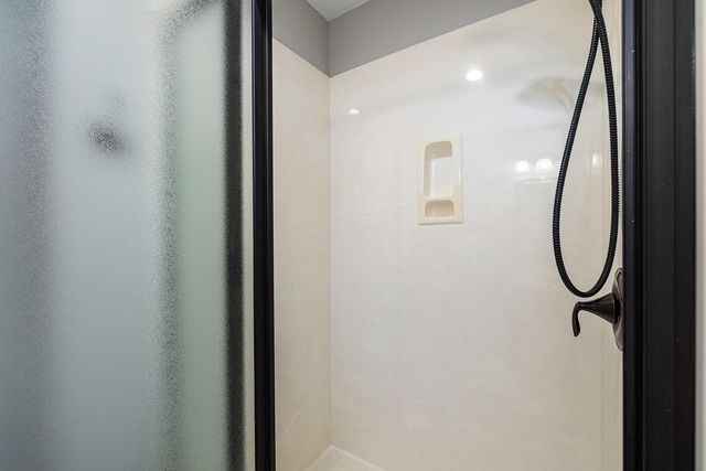 3953 E Windsmore Drive, Springfield, MO 65802