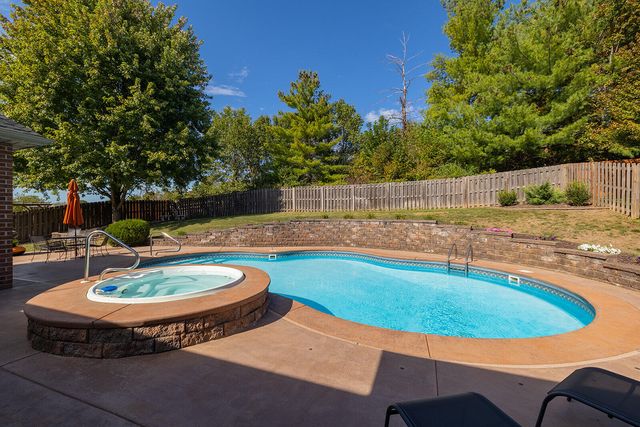 3953 E Windsmore Drive, Springfield, MO 65802