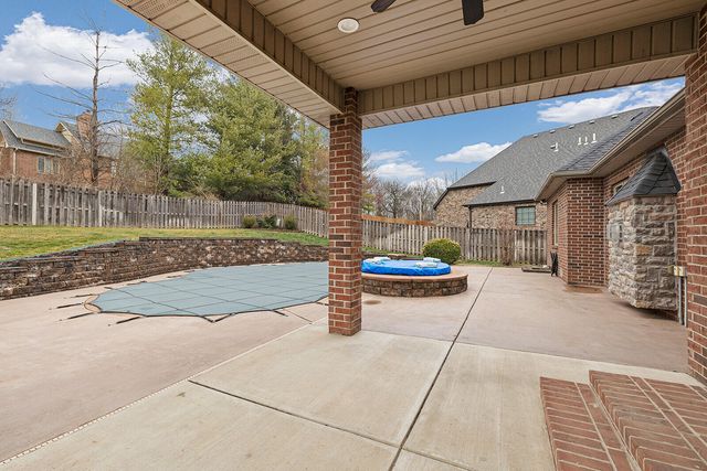 3953 E Windsmore Drive, Springfield, MO 65802