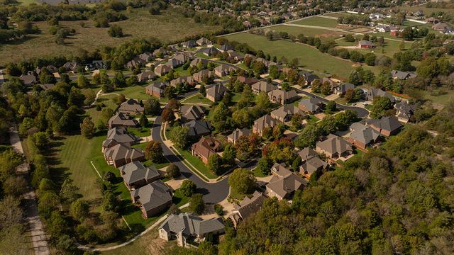 3953 E Windsmore Drive, Springfield, MO 65802