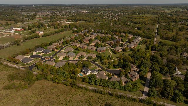 3953 E Windsmore Drive, Springfield, MO 65802