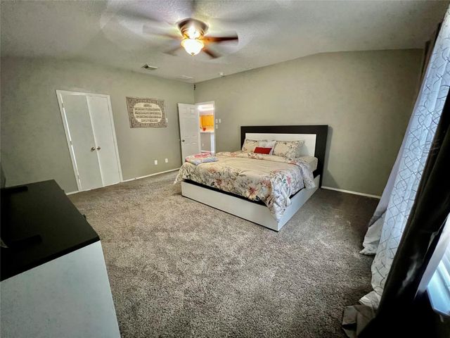 9610 Serenata Court, Humble, TX 77396