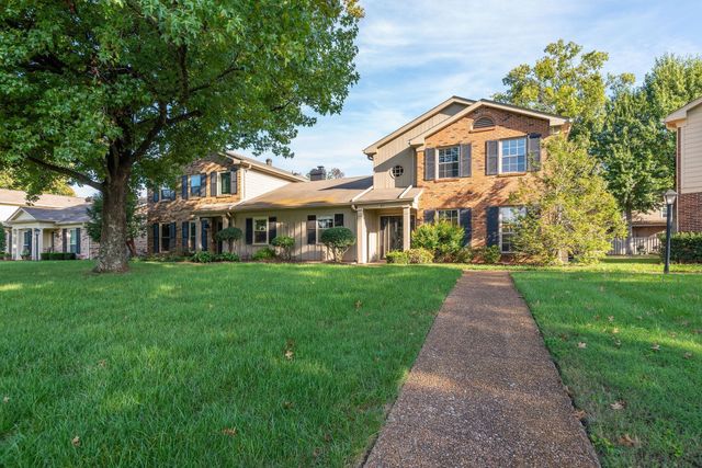 107 Boxwood Dr, Franklin, TN 37069