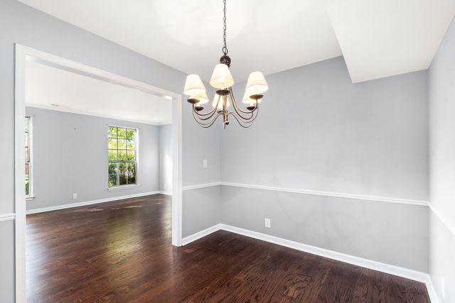 107 Boxwood Dr, Franklin, TN 37069