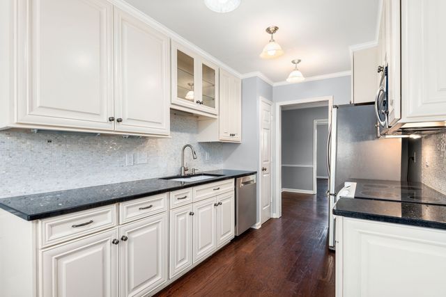 107 Boxwood Dr, Franklin, TN 37069