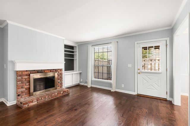 107 Boxwood Dr, Franklin, TN 37069