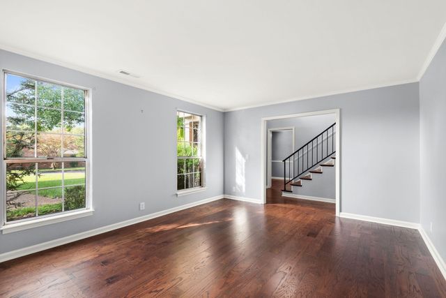 107 Boxwood Dr, Franklin, TN 37069