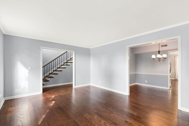 107 Boxwood Dr, Franklin, TN 37069