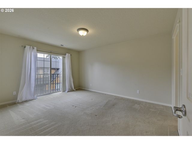 7084 Ne STONEWATER St, Hillsboro, OR 97124