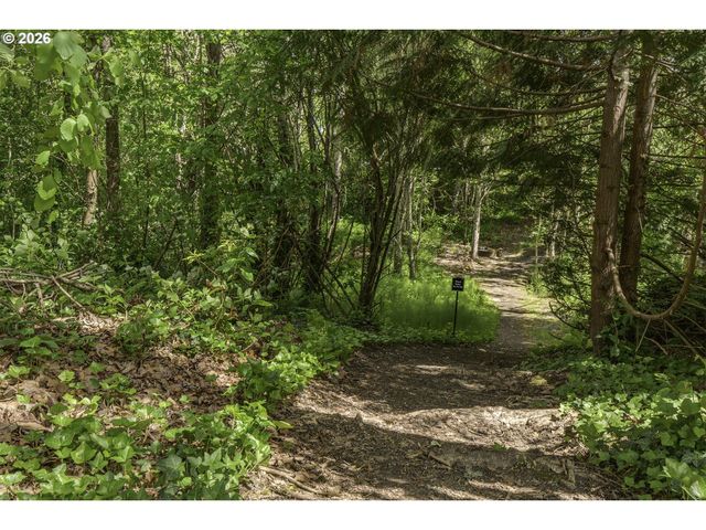 7084 Ne STONEWATER St, Hillsboro, OR 97124