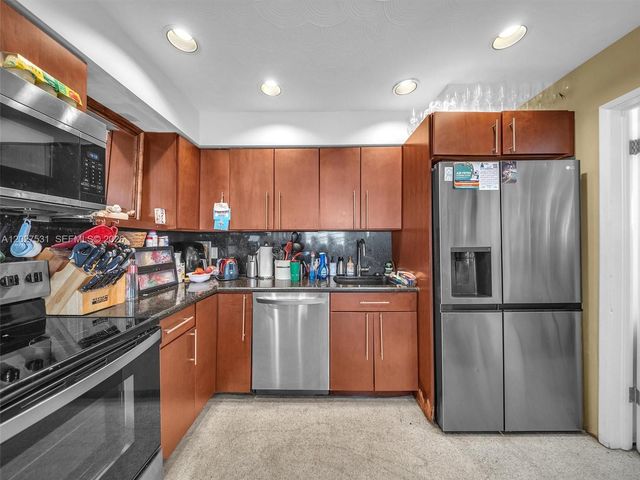 4321 NE 15th Ter, Oakland Park, FL 33334