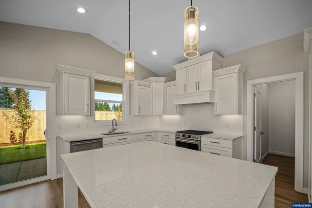 760 Emily Grace Ct SE, Salem, OR 97306