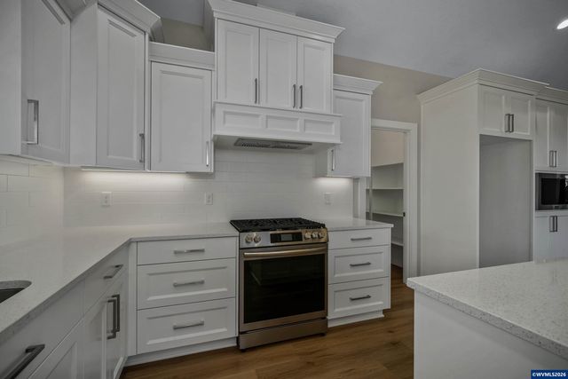 760 Emily Grace Ct SE, Salem, OR 97306