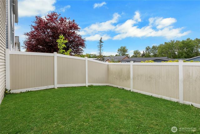 11229 3rd Avenue Ct E, Tacoma, WA 98445