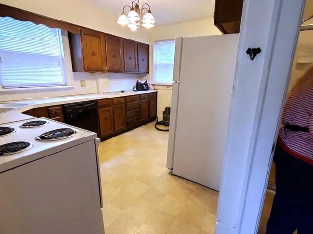 50 W Lincoln Street, Westerville, OH 43081