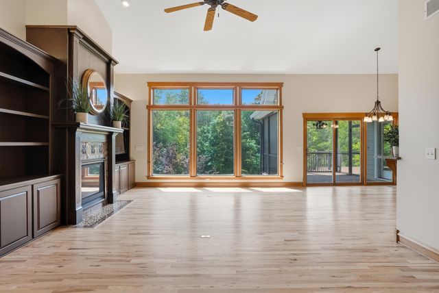 4702 GARDEN BROOK CT, Columbia, MO 65203
