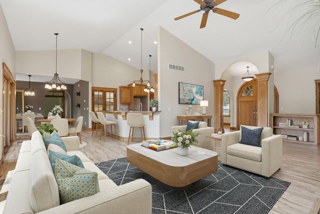 4702 GARDEN BROOK CT, Columbia, MO 65203