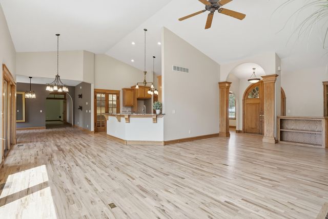 4702 GARDEN BROOK CT, Columbia, MO 65203