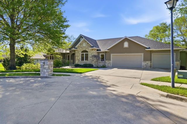 4702 GARDEN BROOK CT, Columbia, MO 65203