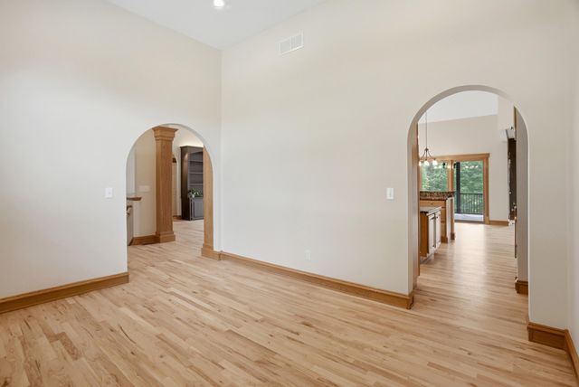 4702 GARDEN BROOK CT, Columbia, MO 65203