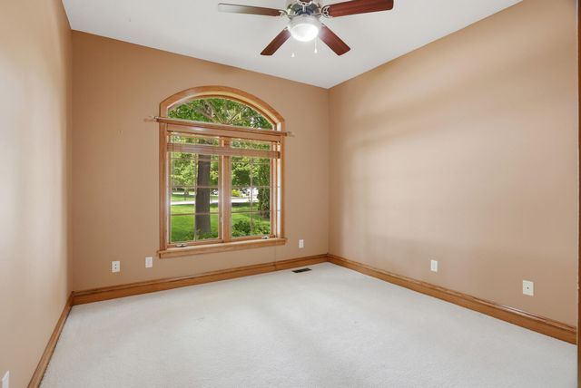 4702 GARDEN BROOK CT, Columbia, MO 65203