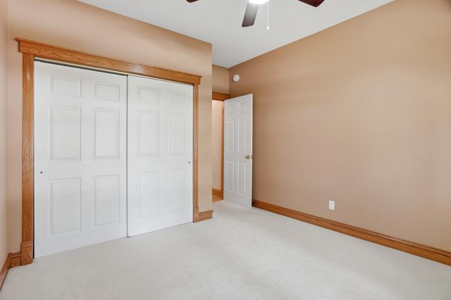 4702 GARDEN BROOK CT, Columbia, MO 65203