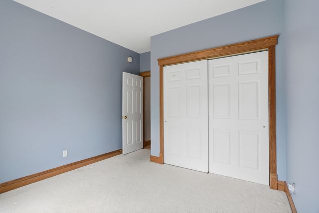 4702 GARDEN BROOK CT, Columbia, MO 65203