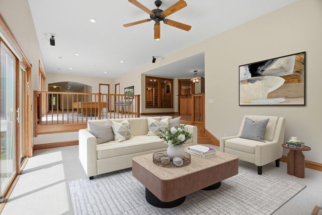 4702 GARDEN BROOK CT, Columbia, MO 65203