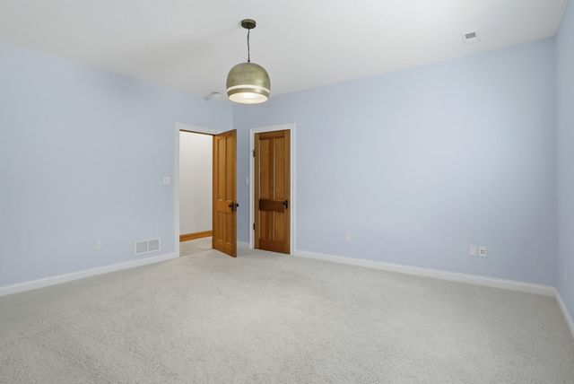4702 GARDEN BROOK CT, Columbia, MO 65203